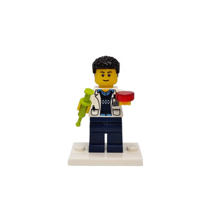 Custom LEGO® Lab Set - Male Scientist Minifigure with Micropipette and Petri Dish | Gift for Chemists, Biologists, Medical Lab Technicians, and Science Enthusiasts