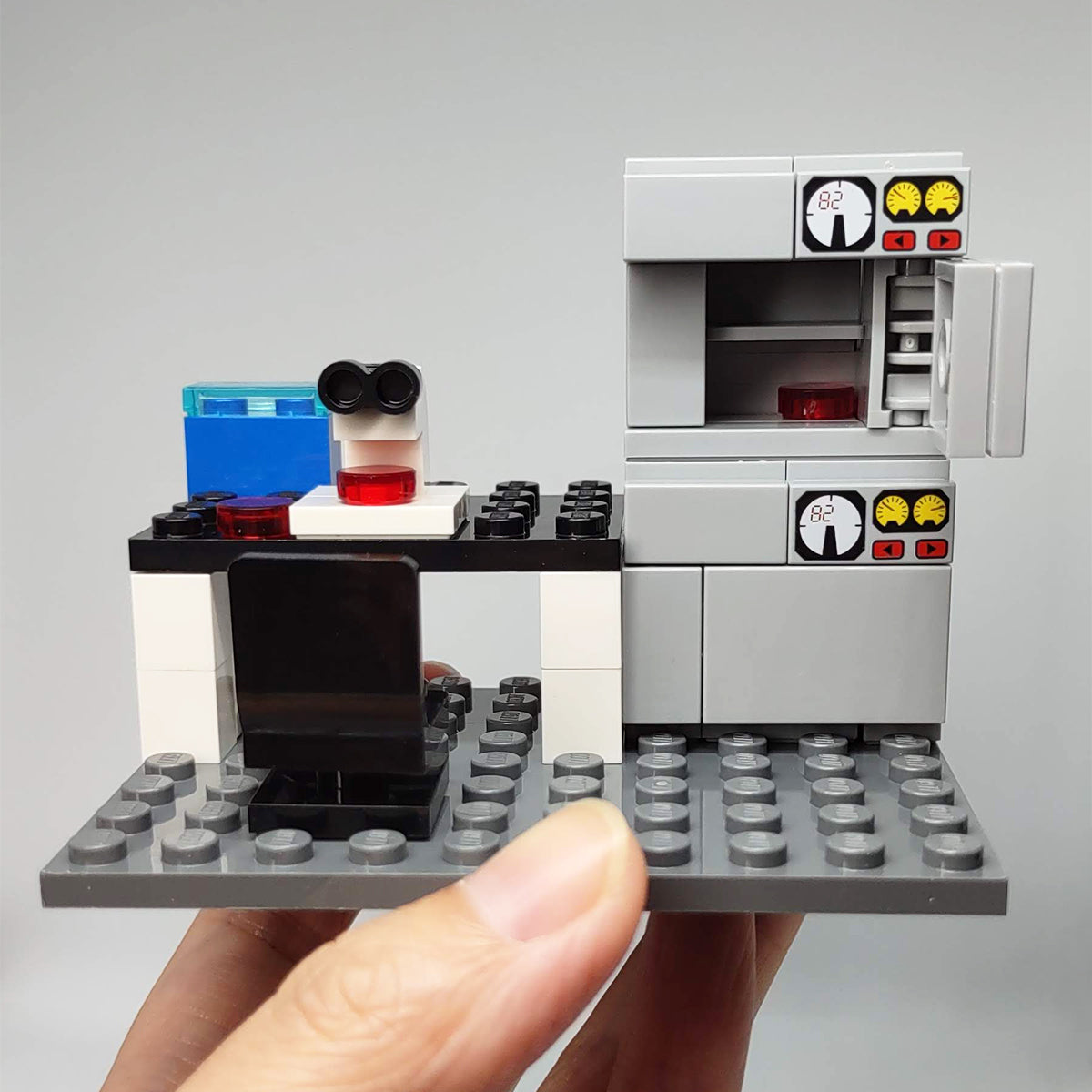 Custom LEGO® Lab Set - Cell Culture Incubator – ScienceGrit